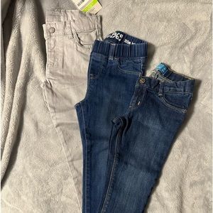 3 girls jeans in great condition